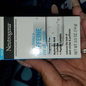 Neutrogena Hydro Boost + Caffeine eye gel cream